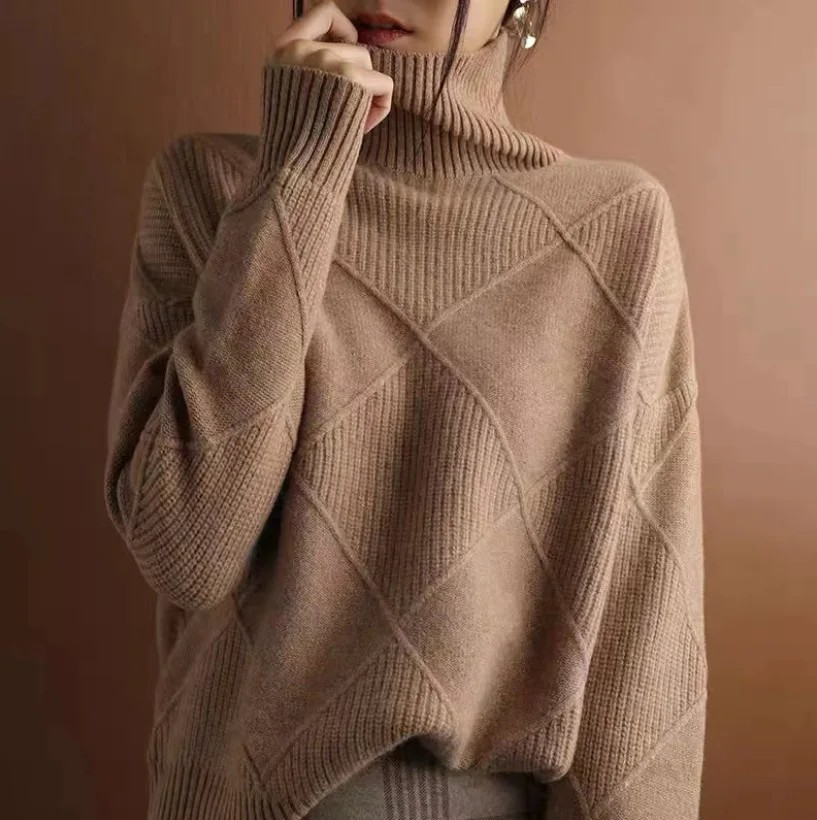 Aiya | Turtleneck Sweater