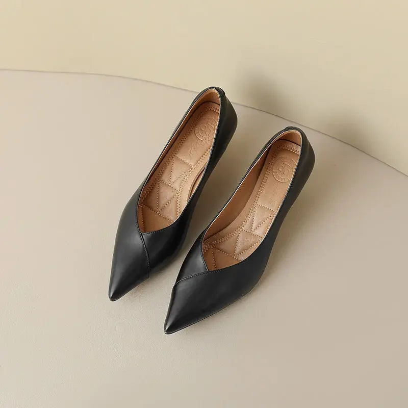 Sophia | Pointed Pumps