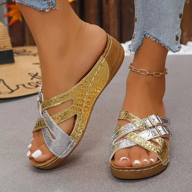 Ella | Cross-strapped slides