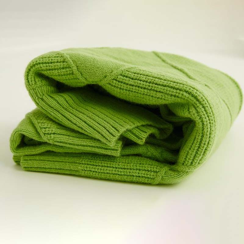 Aiya | Turtleneck Sweater