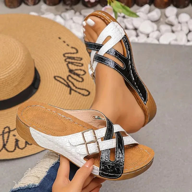 Ella | Cross-strapped slides
