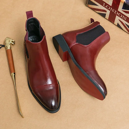 Rouge Chelsea Boots
