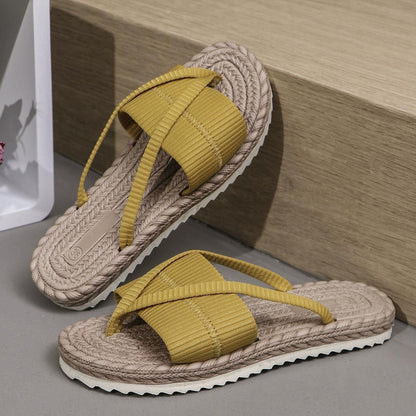 Aiyla | Ribbed Slides